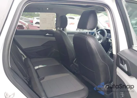 2022 Volkswagen Taos 1.5T Se из США, поврежденный, VIN 3VVPX7B25NM099017